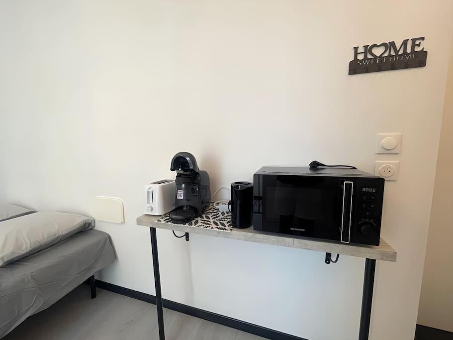 Studio B2 20M2 Cosy 5Min A Pied Des Gares Roanne Extérieur photo